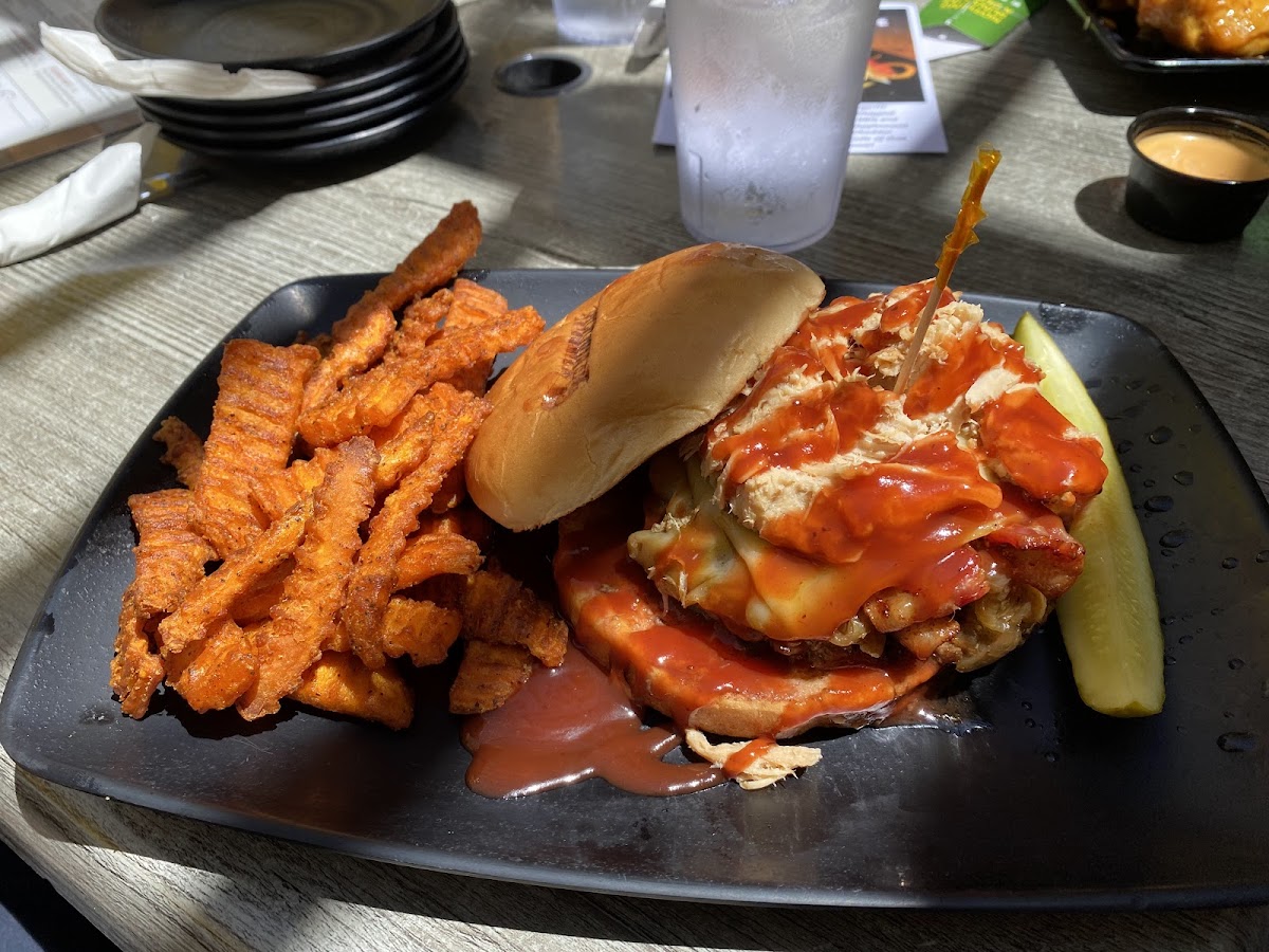 Backroads Burger & Bar-8