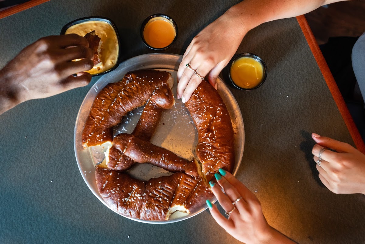 Backroads Burger & Bar-9